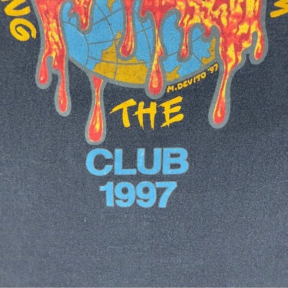 VTG Metallica Covering the World Club 1997 Giant Tag Men's Sz Large Distressed - Picture 8 of 16